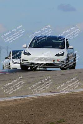 media/Apr-02-2023-Speed Ventures (Sun) [[5e759f4fdb]]/5-Tesla corsa A/session 3 grapvine/